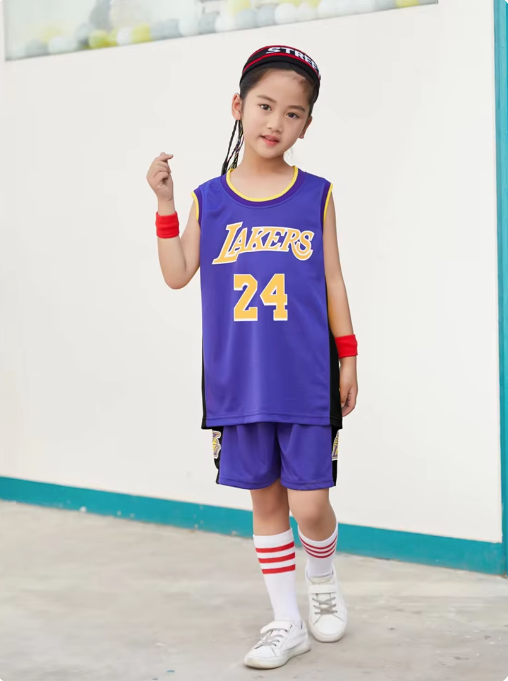 Conjunto de camiseta y pantalones cortos de la NBA Los Angeles Lakers para niños