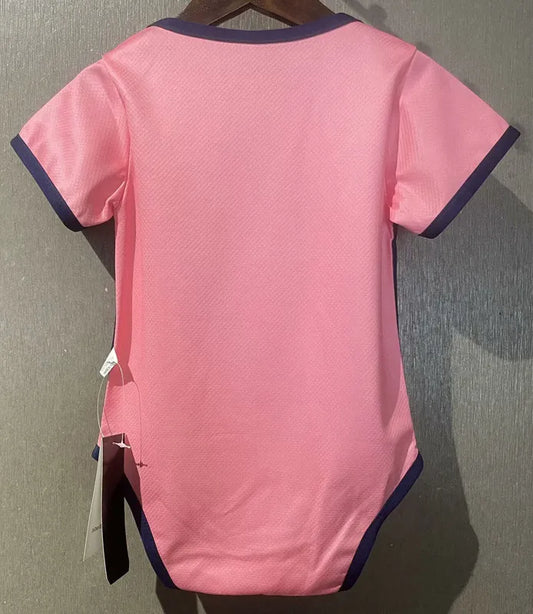 2025-26 Real Madrid Home Pink Baby Player Soccer Jersey Suit - Real Madrid Pink Baby Kit