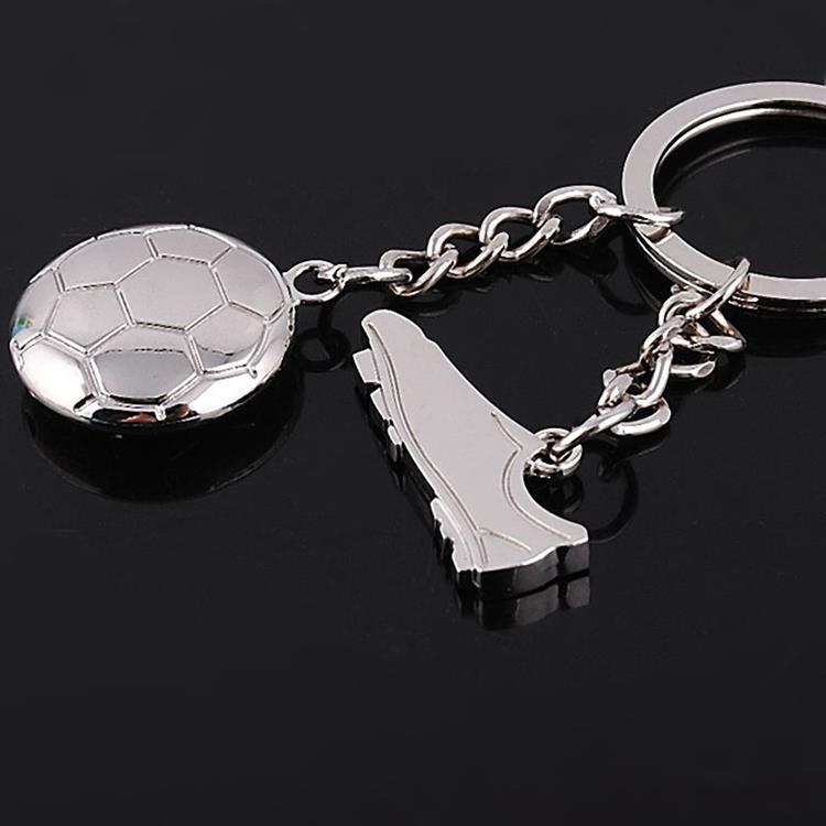 Llavero creativo de metal con forma de zapatos de fútbol de la Copa del Mundo