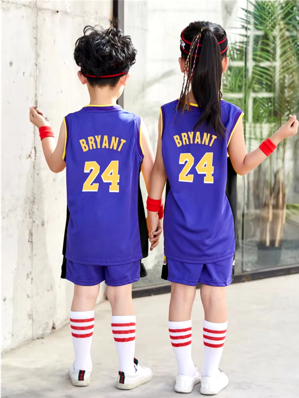 Conjunto de camiseta y pantalones cortos de la NBA Los Angeles Lakers para niños