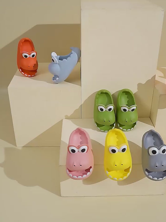 Kids Dinosaur Slippers Wholesale Summer Cartoon Parent Child Outdoor Home EVA Sandals Women Men Kids Cute Slippers Baby Shoes